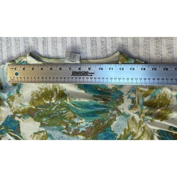 C.M.C by Color Me Cotton Small Asymmetric Neck Printed 3/4 Sleeve Top Green - Picture 5 of 7